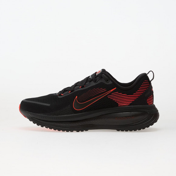 Sneakers Nike Vomero 18 Black/ Black-Bright Crimson-Anthracite - HM6803-010
