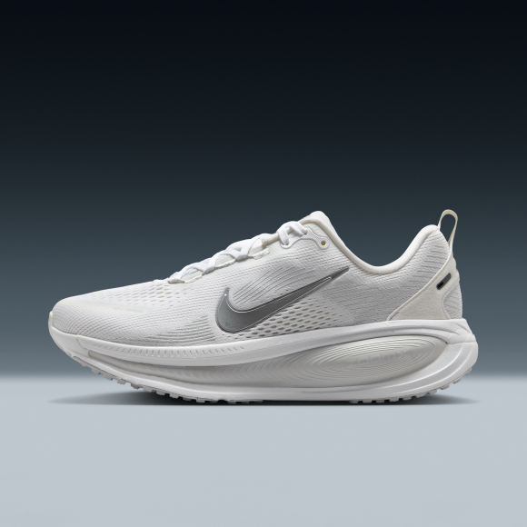 Nike Vomero 18 Women's Road Running Shoes - White - Recycled Content Minimum - HM6804-104