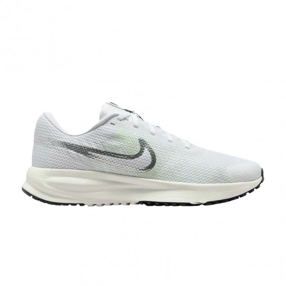 Nike Wmns Run Defy 'White' | Women's Size 7 - HM9593-104