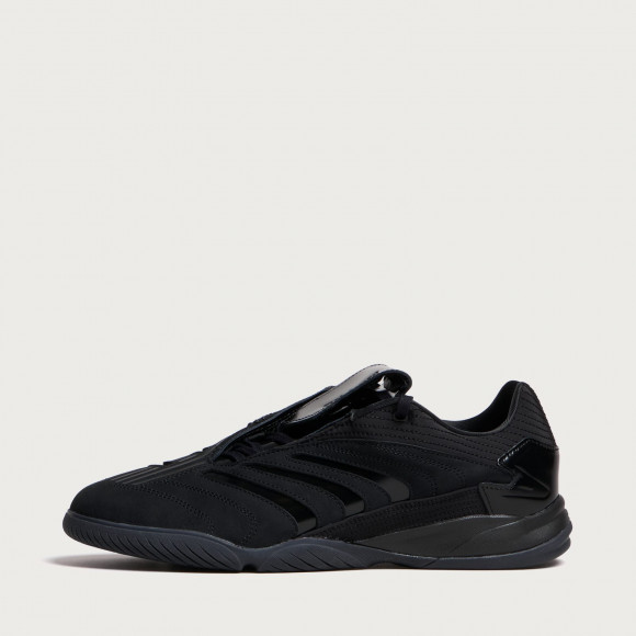 Adidas Men's x Metalwood Predator Sala Sneaker in Core Black - HP4953