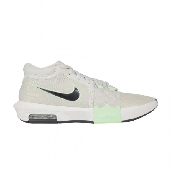 Nike LeBron Witness 8 EP 'White Black' | Men's Size 8 - HQ2140-002