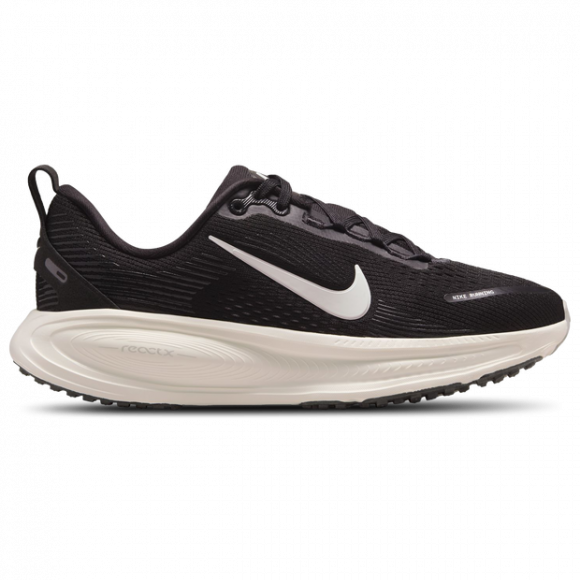 Buty do biegania po asfalcie dla dużych dzieci Nike Vomero 18 - Czerń - HQ2157-004