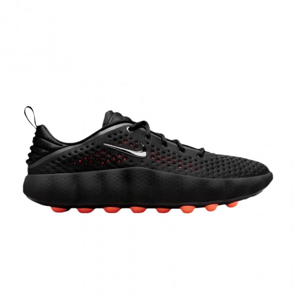Nike Wmns Mind 002 'Black Hyper Crimson' | Women's Size 7 - HQ4310-001