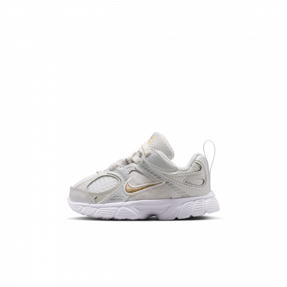 Nike V5 RNR TD 'White Metallic Gold' | Infant Size 5 - HQ6413-104