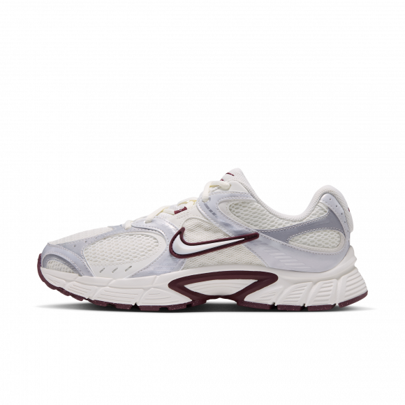 Nike V5 RNR Women's Shoes with Reflective Design Accents - White - HQ7901-117