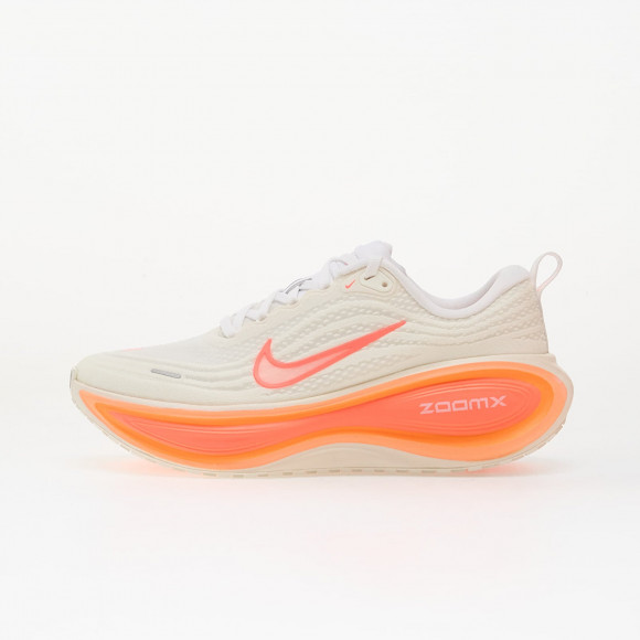 Sneakers Nike W Vomero Plus Sail/ Hot Lava-White-Orange Pulse - HV8154-107