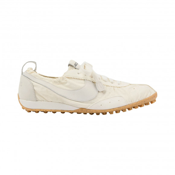 Jacquemus x Wmns Nike Moon Shoe SP 'Soft Pearl' | White | Women's Size 10 - HV8547-002