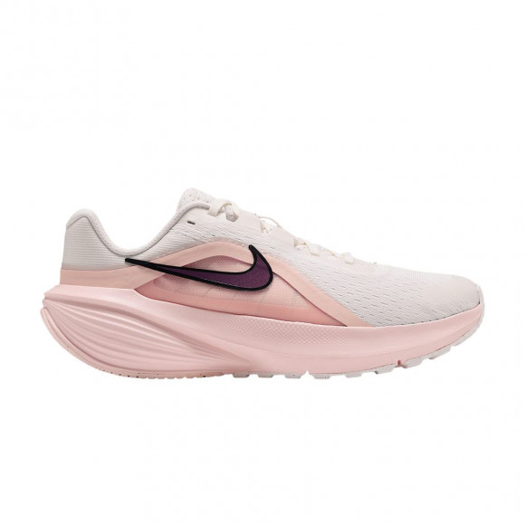 Nike Wmns Downshifter 14 Road 'Sail Orange Pearl' | Women's Size 9 - IB1899-108