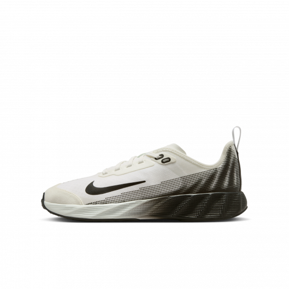 Nike Ava X-sko til større børn - hvid - IM5371-101