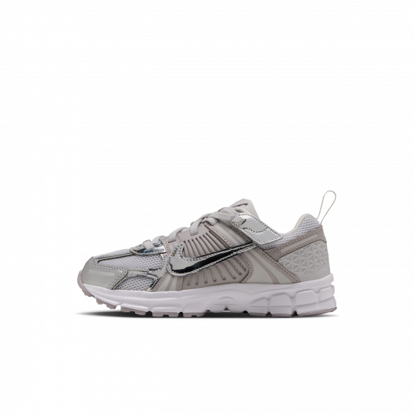 Chaussure Nike Vomero 5 pour enfant avec motifs réfléchissants - Gris - IM9465-003