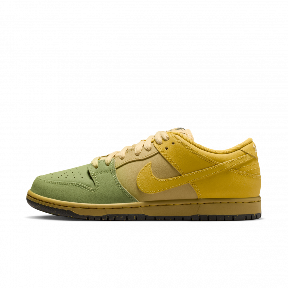 Nike SB Dunk Low Pro Men's Skate Shoes - Yellow - IO0427-300