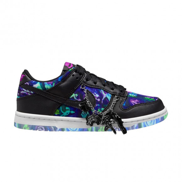 Andrea Bergart x Nike Dunk Low GS 'Black Vivid Purple' | Kid's Size 7 - IO2102-900
