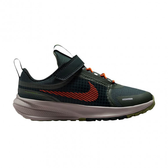 Nike Star Runner PS 'Black Spruce Green Camouflage Safety Orange' | Kid's Size 10.5 - IO2336-301