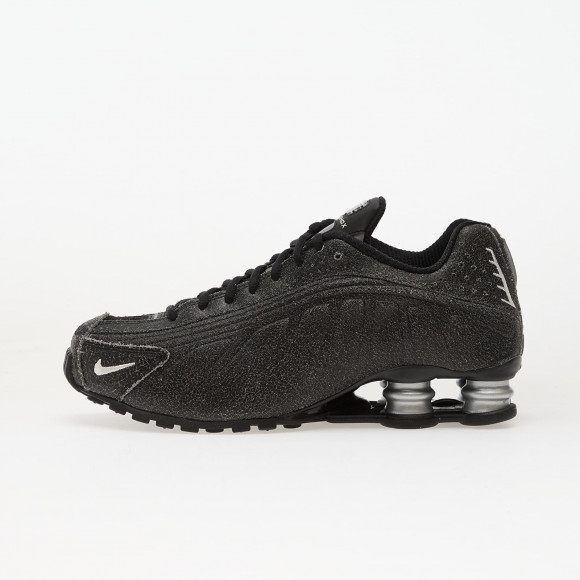 Sneakers Nike Shox R4 Qs Black/ Sail-Lt Smoke Grey-Metallic Silver - IO4544-002