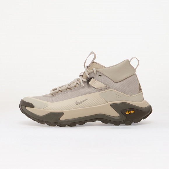 Sneakers Nike ACG Zegama Hike Cream Ii/ Cream Ii-Lt Orewood Brn - IO7855-200