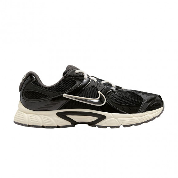 Nike V5 RNR 'Jackie Robinson Day' | Black | Men's Size 7 - IQ3723-001