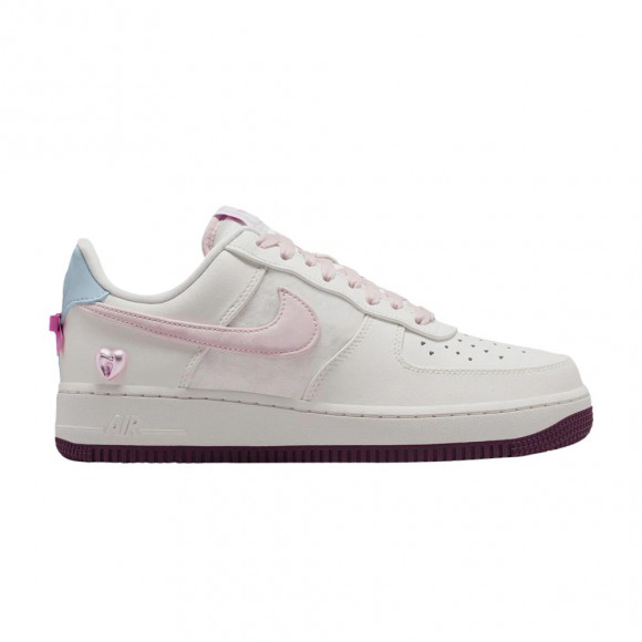 Nike Wmns Air Force 1 'Valentine's Day' 2026 | Cream | Women's Size 9 - IQ4937-161