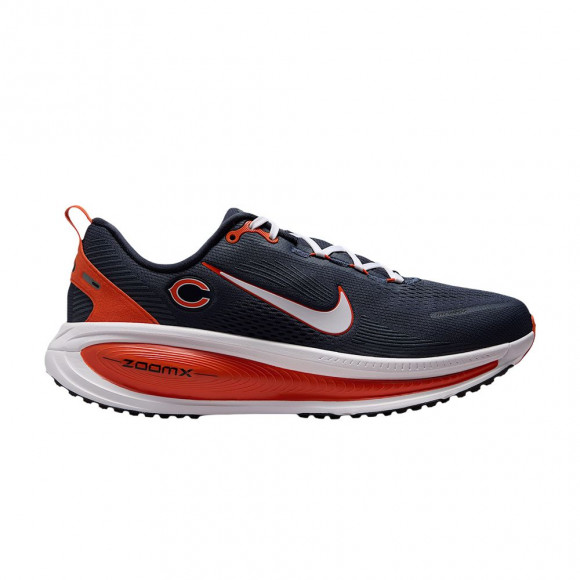 Nike Vomero 18 x Chicago Bears NFL Road 'Marine University Orange White' | Black | Men's Size 9 - IQ5883-400