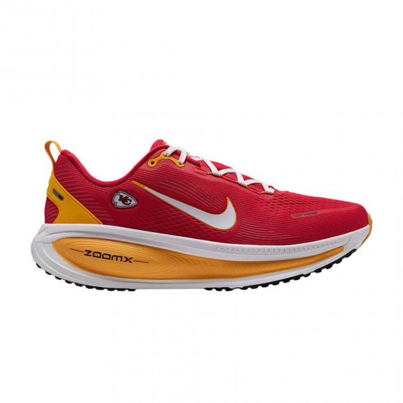 Nike Vomero 18 x Kansas City Chiefs NFL Road 'University Red/University Gold/White' | Men's Size 8 - IQ6005-600