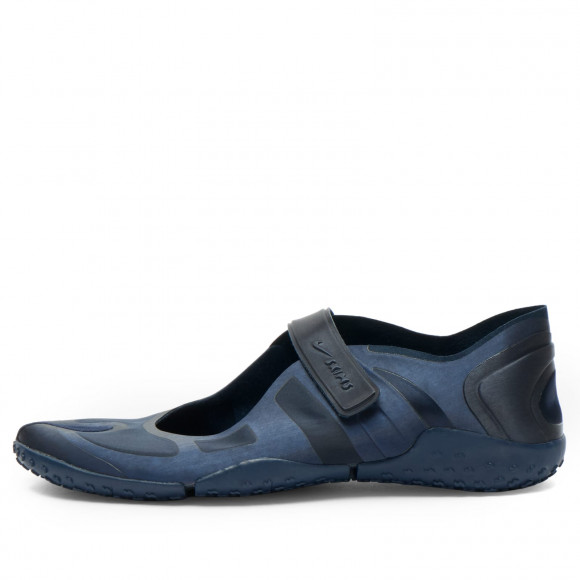 Nike Women's x SKIMS Satin Rift Sneaker in Obsidian/Navy - IQ7158-400