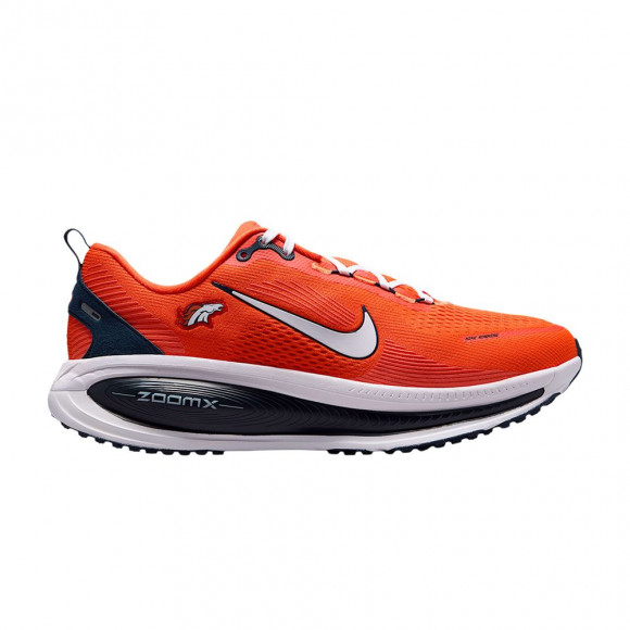 Nike Vomero 18 x Denver Broncos NFL Road 'Brilliant Orange College Navy White' | Men's Size 9.5 - IQ8091-800