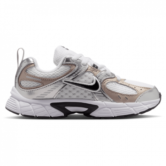Nike V5 RNR-sko til mindre børn - hvid - IR2305-100