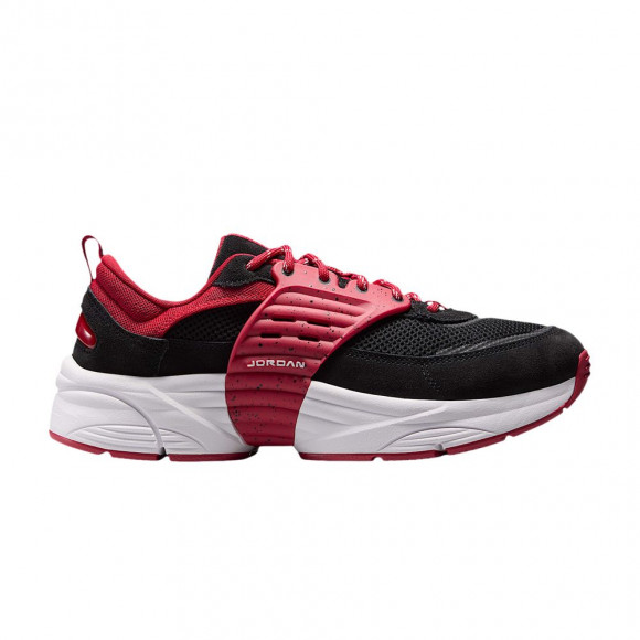 Air Jordan Trunner O/S 'Black White Varsity Red' | Men's Size 13 - IV2403-010