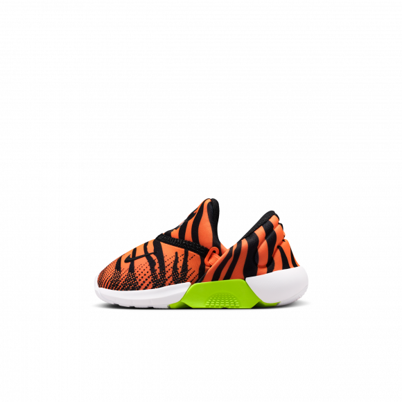Nike Swoosh Go TD 'Total Orange Volt White Black' | Infant Size 4 - IV5719-810