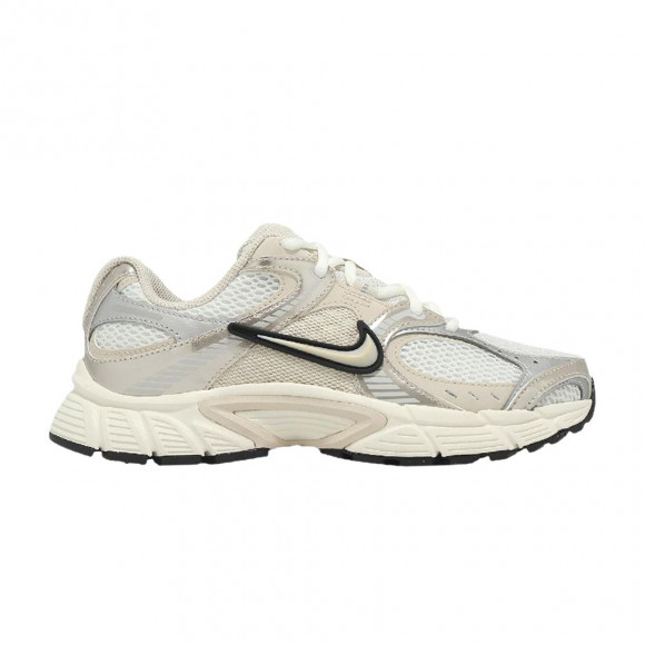 Nike Wmns V5 Rnr 2e 'Summit White Lt Orewood Brn' | Tan | Women's Size 5 - IV5998-113