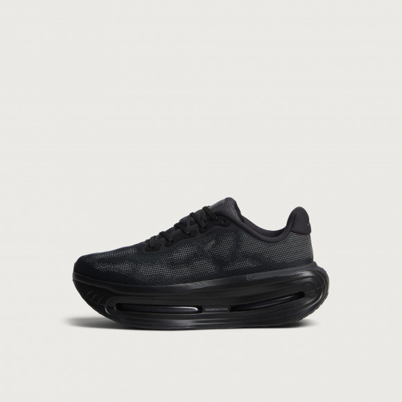 Nike Men's Vomero Premium SP Sneaker in Black/Grey - IV7509-001