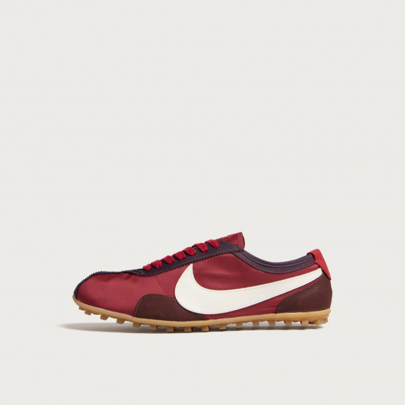 Nike Women's Moon Shoe ESS Sneaker in Mystic/Sail/Red - IX7025-600