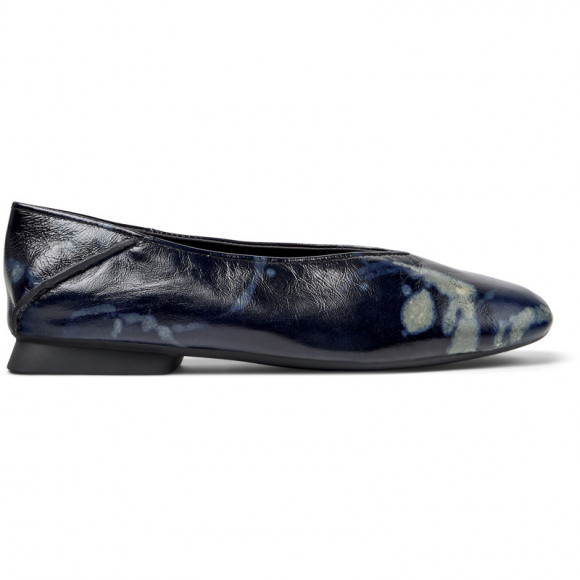 CAMPER Casi Myra - Flat shoes for Women - Black,Beige, Smooth leather - K201842