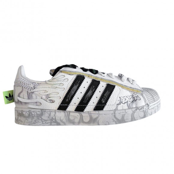 Hellstar x Adidas Superstar 2 'White Flame' | Men's Size 8.5 - KI5305