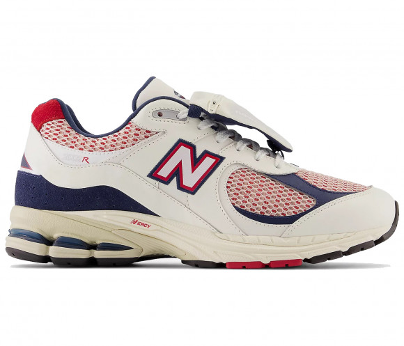 2002R Sneakers White - M2002RVE