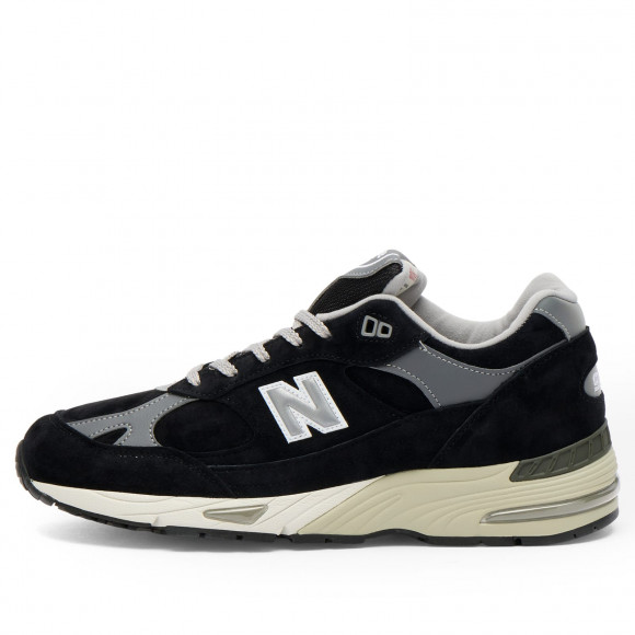 New Balance Men's 991v1 Sneaker - Made in UK in Black - M991PK1