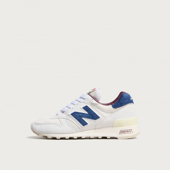 New Balance U990LV4 Made in the USA Sneaker in Angora - U1300SS