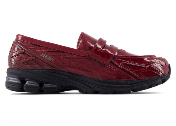 New Balance 1906L 'Red Croc' | Men's Size 9 - U1906LCS