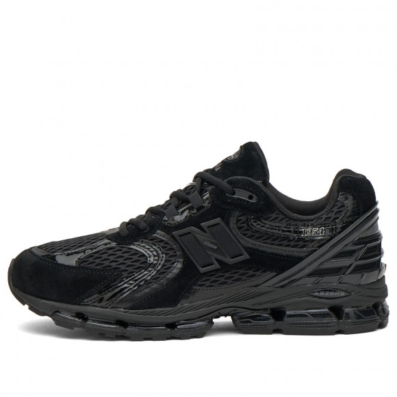 New Balance 1954R Sneaker in Black/Black - U19543VU