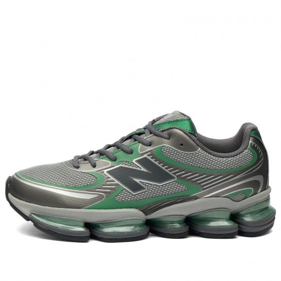 New Balance Women's 2000 Sneaker in Slate Grey/Outfield - U200015Y