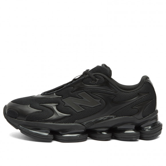 New Balance Men's Abzorb 2000 Sneaker in Black Metallic/Black Metallic - U200078C