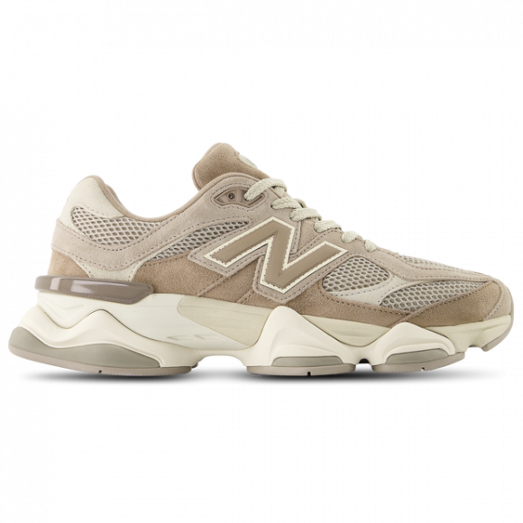 New Balance 9060 Sneaker in Mushroom - U9060ERC