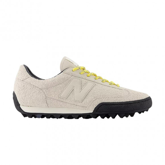 New Balance Gator Run 'Star Burst' | Cream | Men's Size 8 - UGTR83J
