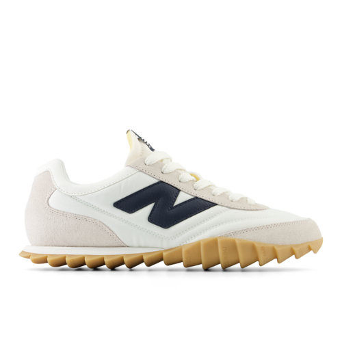 New Balance Unisex RC30 in White/Red Suede/Mesh - URC30FB