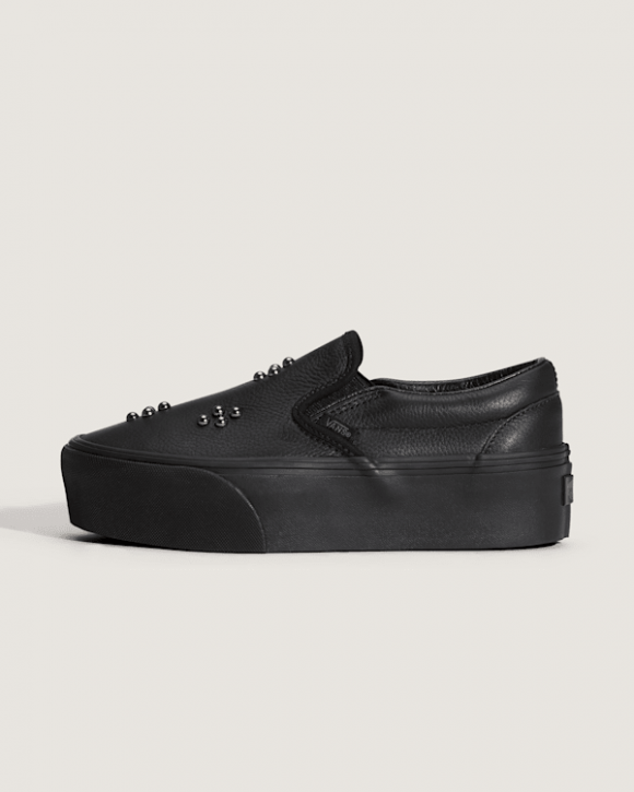 Vans - Classic Slip-On Platform Shoes, Man, Black - VN000CN1BLK