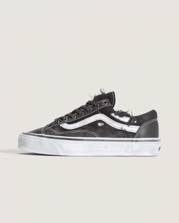 Vans Men's Otw Old Skool 36 Vibram Sneaker in Distressed Silver - VN000D2GSLV