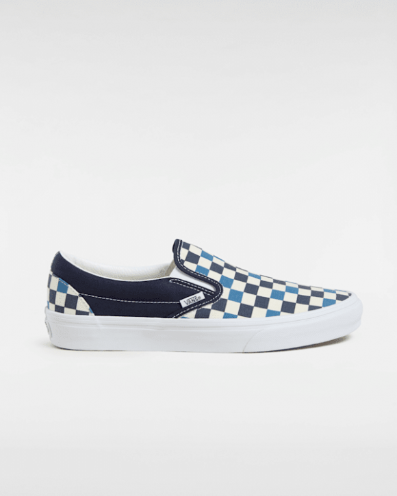 Vans - Classic Slip-On Shoes, Man, Blue - VN000D5PBX9