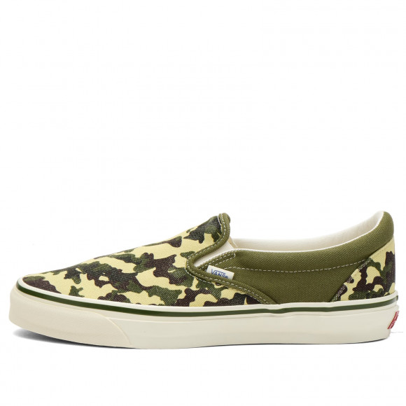Vans LX Classic Slip-On 98 Sneaker in Camo Green - VN000E96CX1