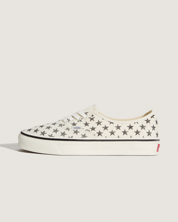 Vans - Premium Authentic Shoes, Man, White - VN000EAAKIG