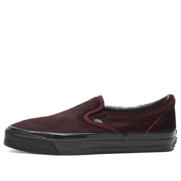 Vans Men's Lx Classic Slip-On 98 Sneaker Pony Hair Burgundy - VN000EEZBRG