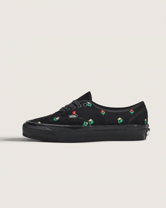 Vans - OTW Authentic 44, Uomo, Nero - VN00117RBLK